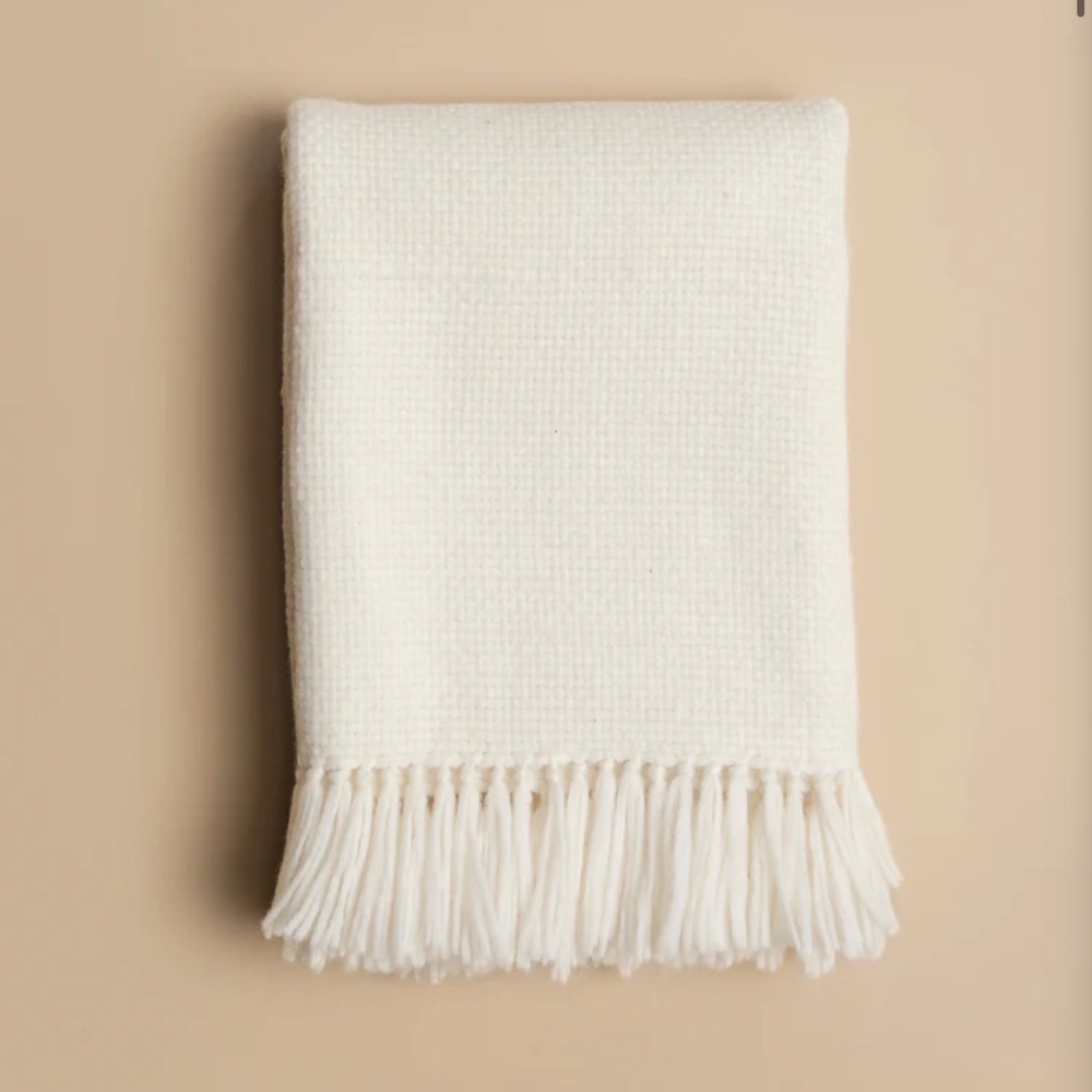 Jenni Kayne Alpaca Basketweave Throw Blanket in Ivory